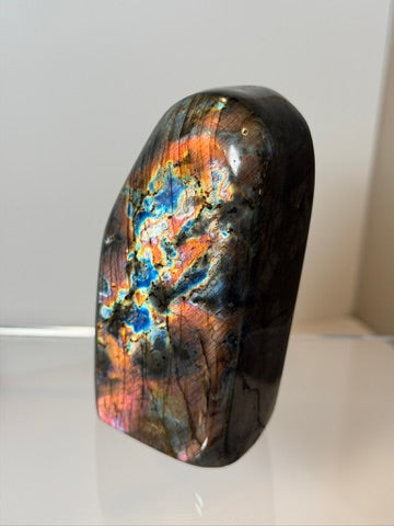 Spectrolite (Finnish Labradorite)