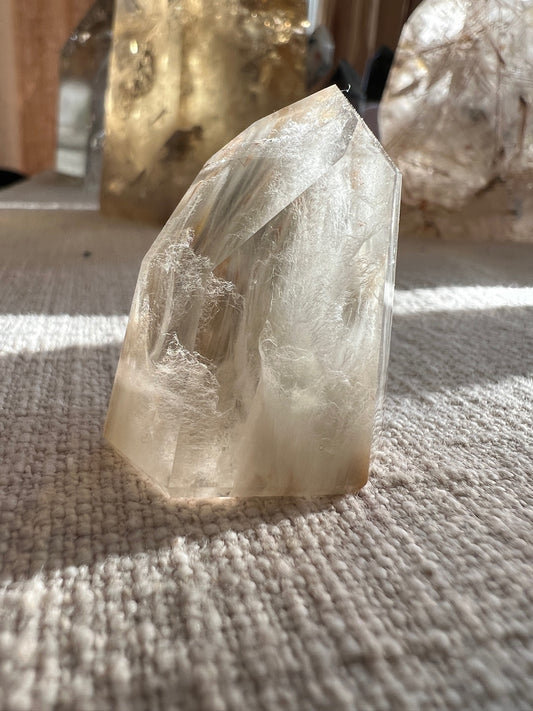 Amphibole Quartz Mini Tower