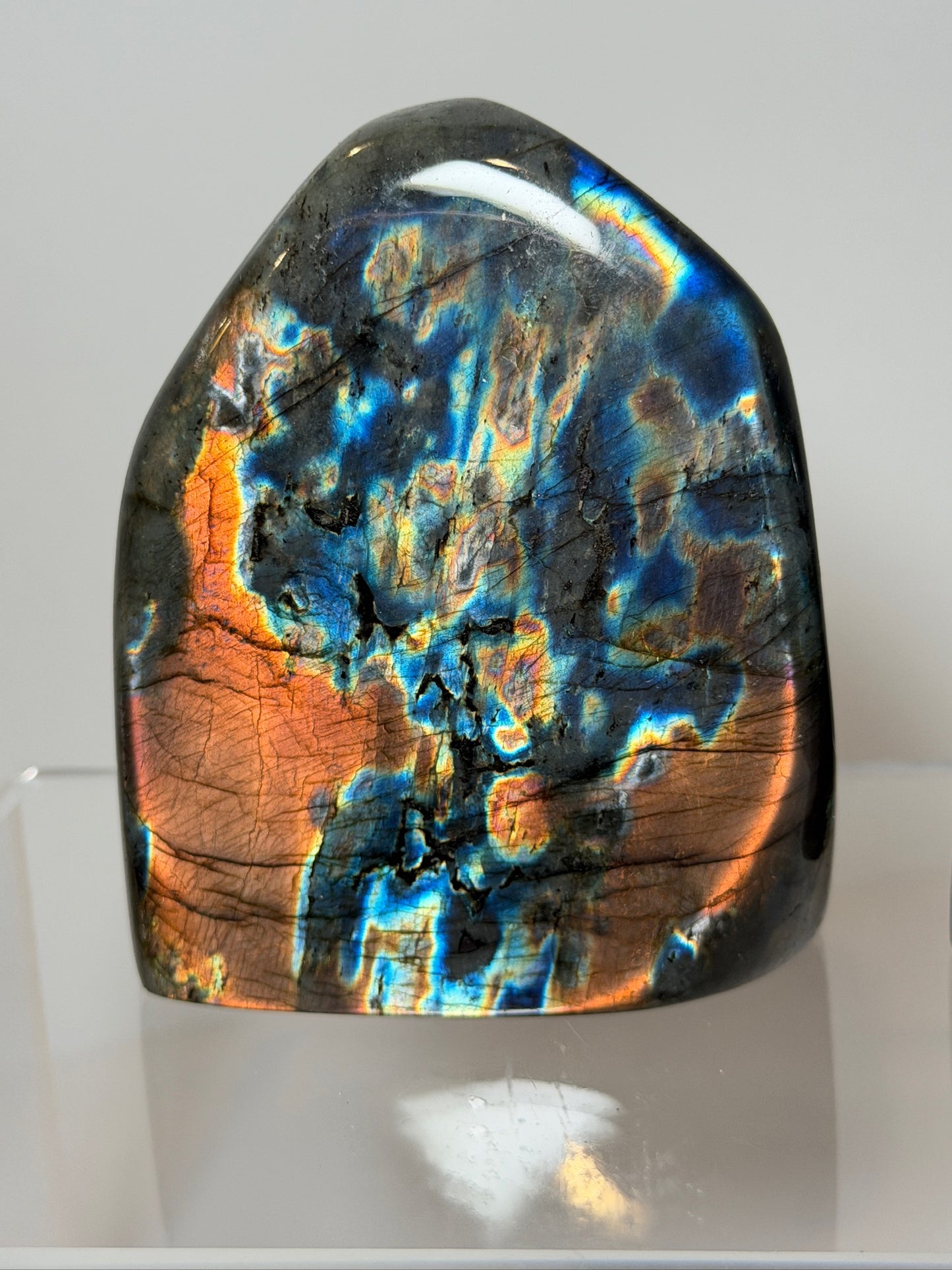 Spectrolite (Finnish Labradorite)