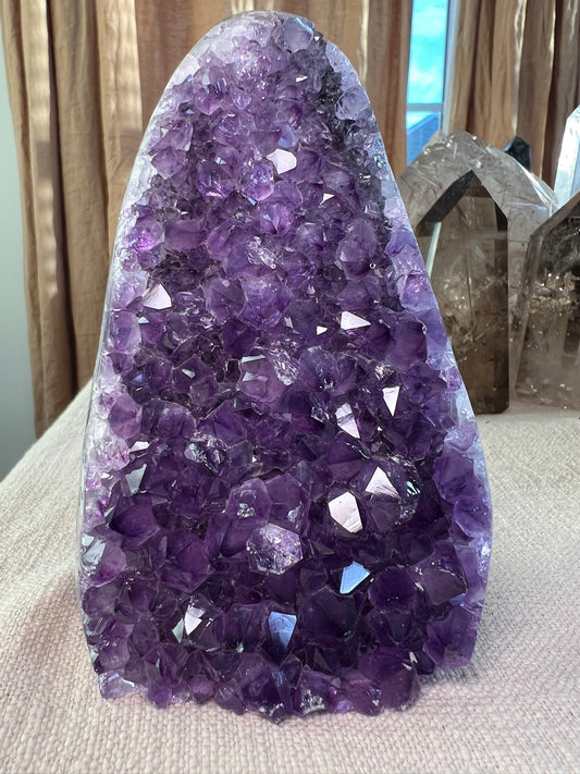 Amethyst Cut Base