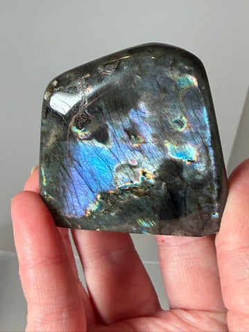 Spectrolite (Finnish Labradorite)