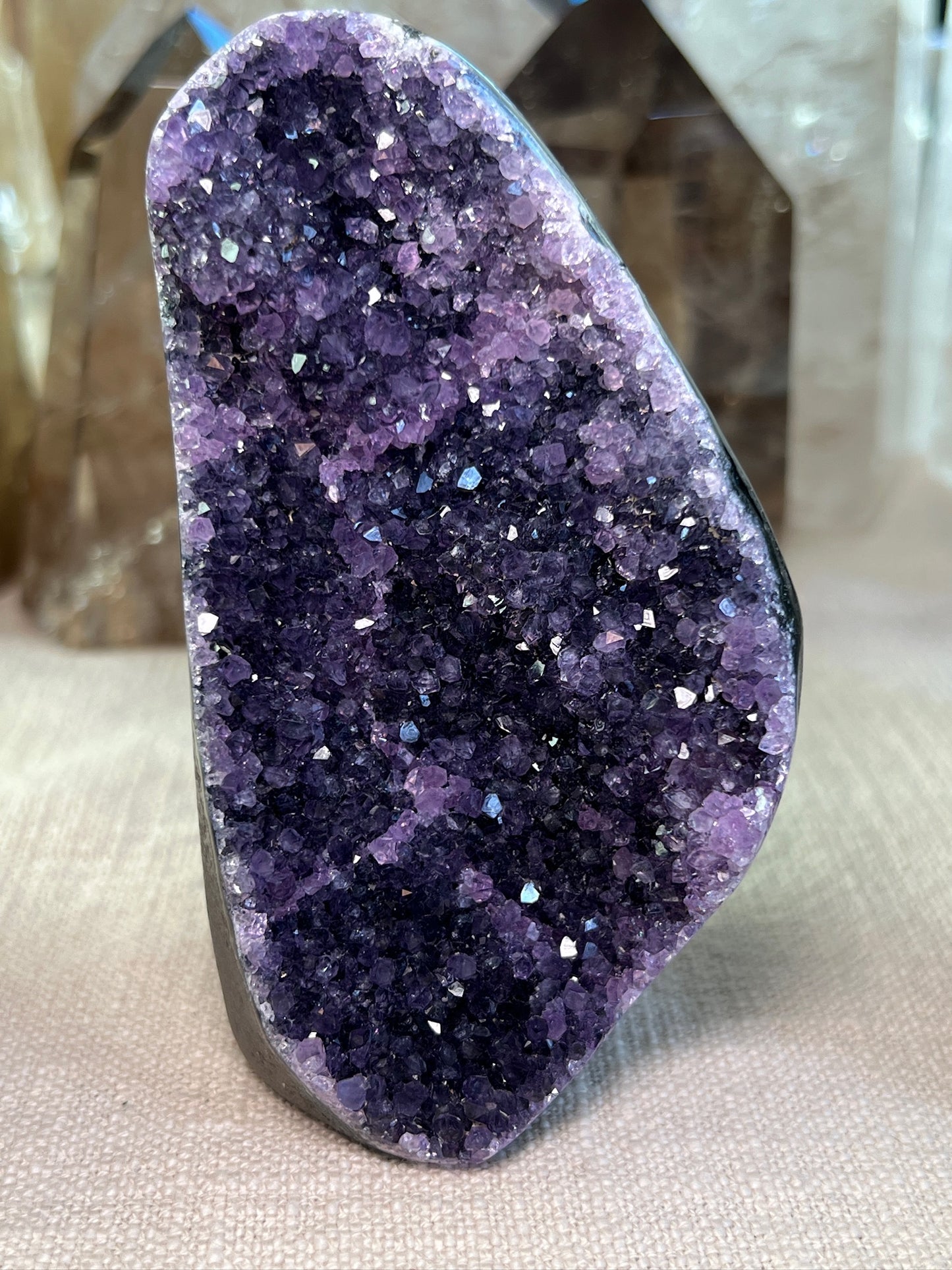 Amethyst Cut Base